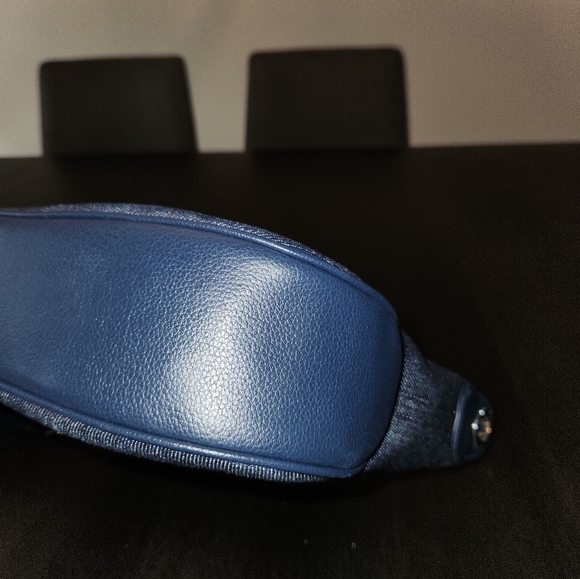 New Denim 💙 Kate Spade CrossBody - Picture 5 of 7